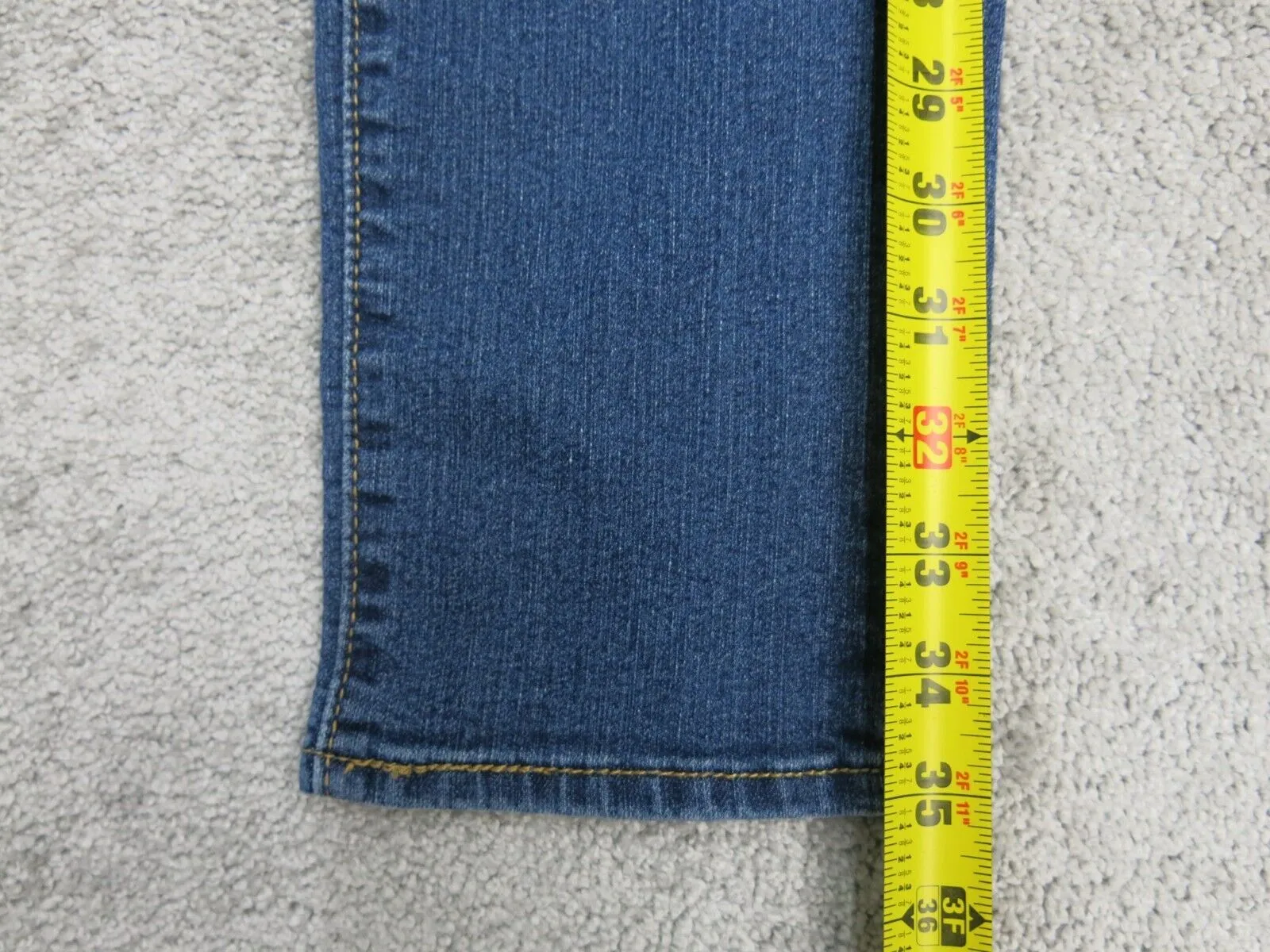 Denizen From Levis Womens Straight Leg Jeans Mid Rise Modern Skinny Blue Size 14